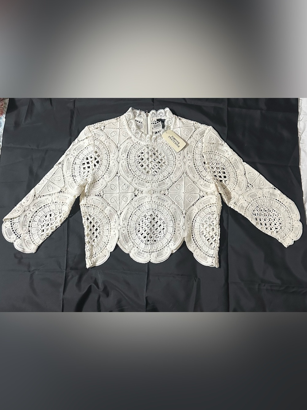 Forever 21 White Crochet Lace Crop Top